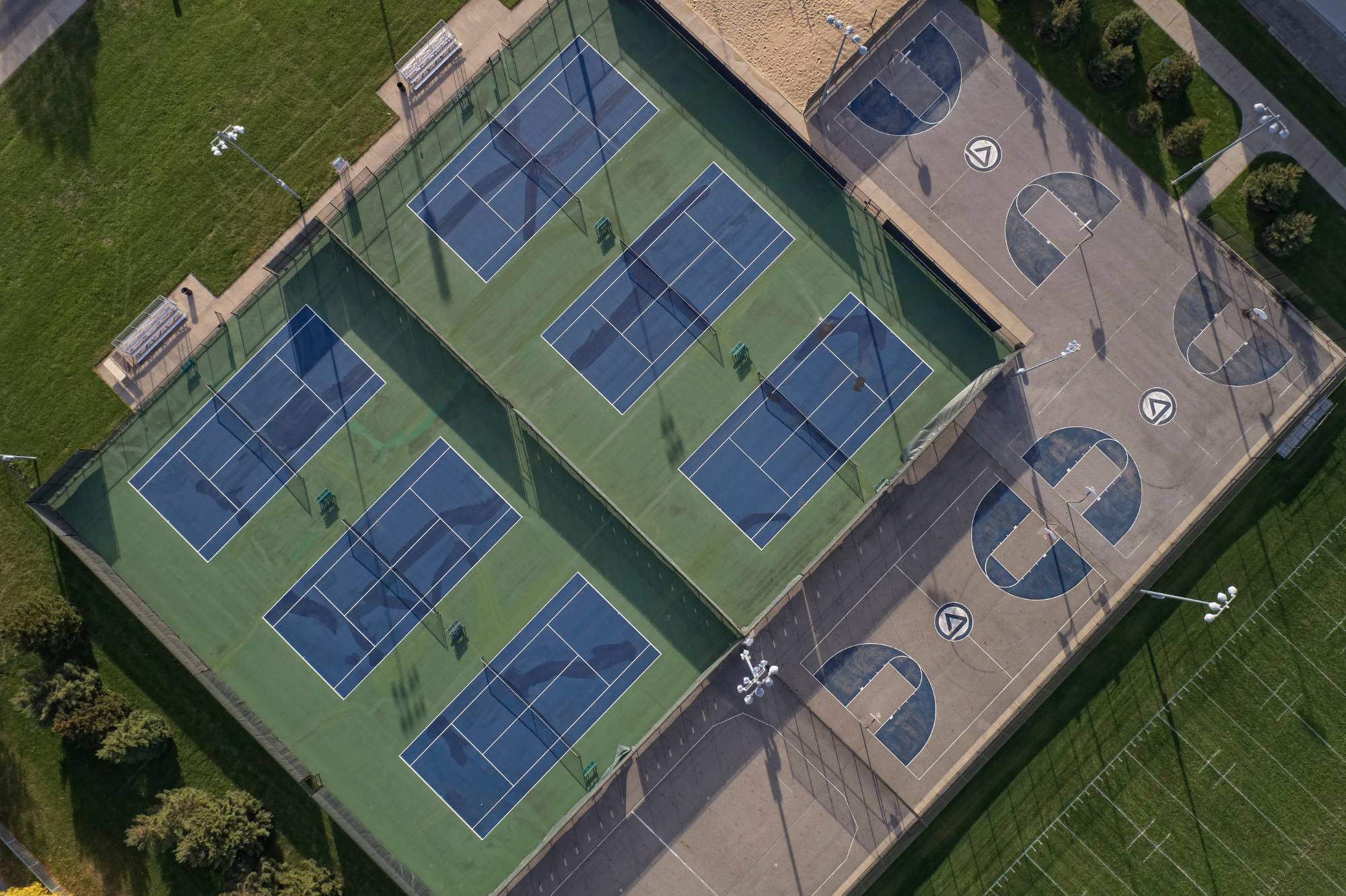 Aerial view of GVSU tennis courts